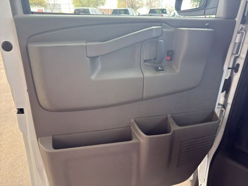 Used 2024 GMC Savana 2500 w/ Driver Convenience Package RWD image 22