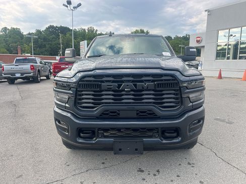 Used 2026 RAM 2500 Big Horn AWD/4WD image 2