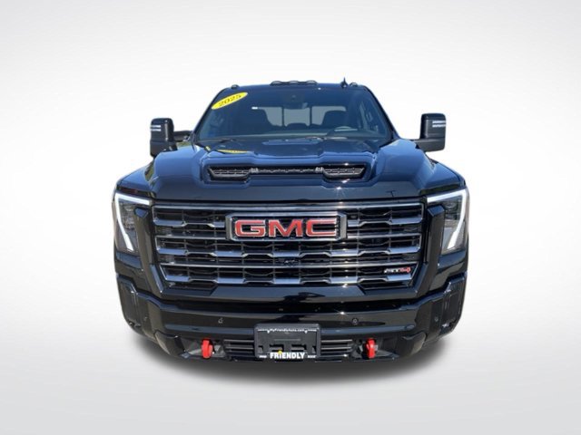 Used 2025 GMC Sierra 3500 AT4 w/ Technology Package AWD/4WD image 11