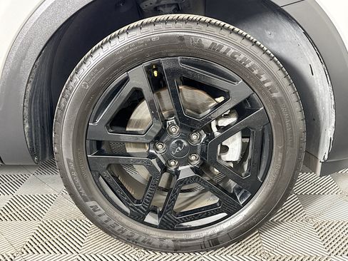 Used 2025 Kia Telluride EX X-Line AWD/4WD image 30