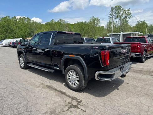 Used 2020 GMC Sierra 2500 SLT w/ SLT Premium Plus Package AWD/4WD image 2