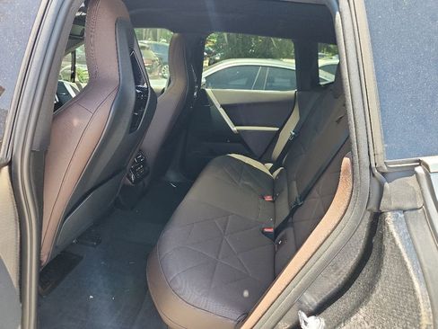 Used 2024 BMW iX xDrive50 w/ Sport Package AWD/4WD image 3