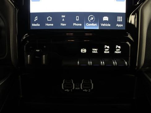 Used 2024 RAM 3500 Big Horn w/ Night Edition image 7