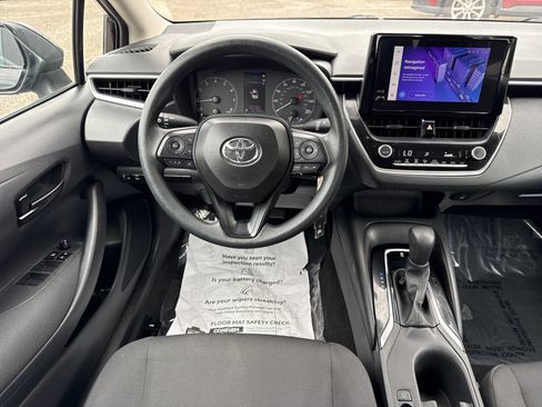 Used 2024 Toyota Corolla LE FWD image 15