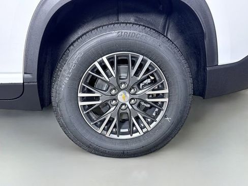 New 2026 Chevrolet Traverse LT image 34