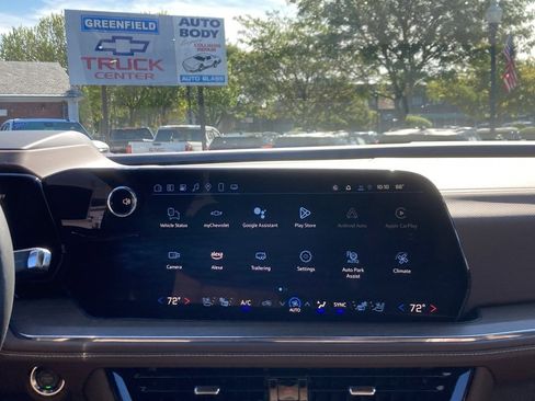 New 2025 Chevrolet Tahoe High Country image 17