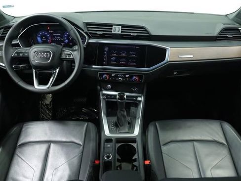 Used 2019 Audi Q3 2.0T Premium Plus image 11