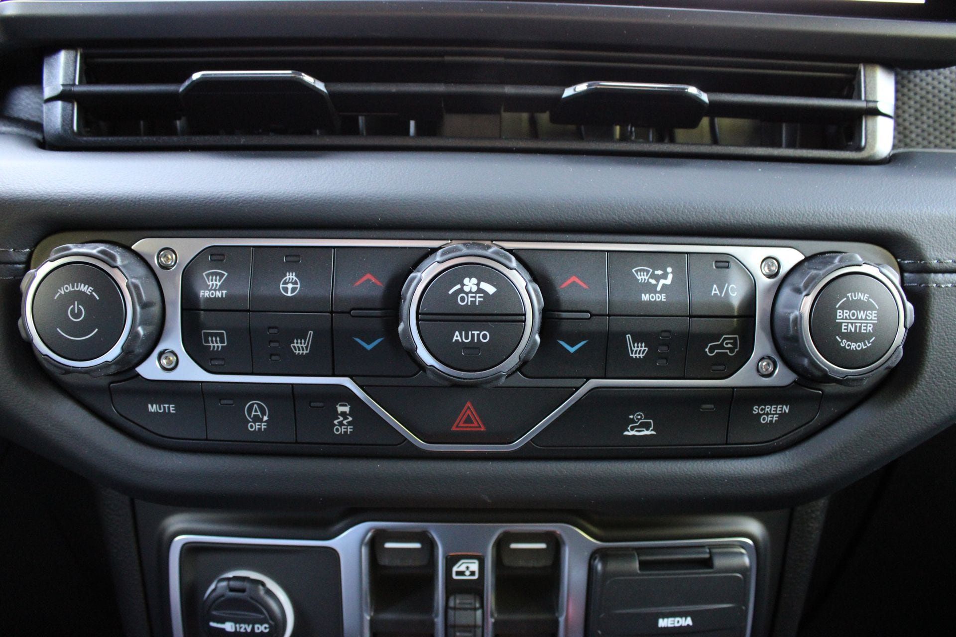 New 2026 Jeep Gladiator Rubicon AWD/4WD image 41