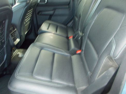 Used 2025 Ford Bronco Badlands AWD/4WD image 4