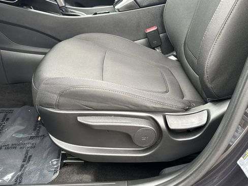 Certified 2023 Hyundai Tucson SE image 14