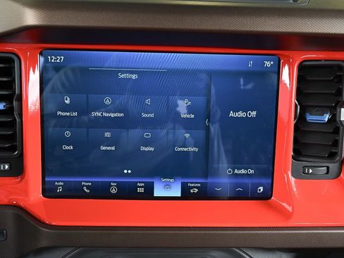 Used 2023 Ford Bronco Outer Banks AWD/4WD image 37