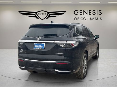 Used 2023 Buick Enclave Avenir image 5