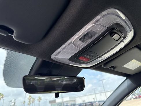 New 2025 Hyundai Elantra SEL FWD image 22