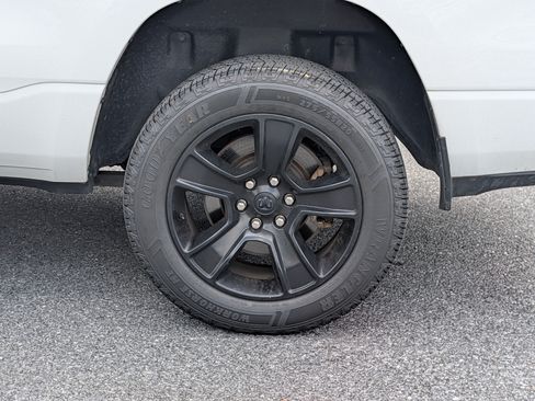 Used 2022 RAM 1500 Big Horn AWD/4WD image 10