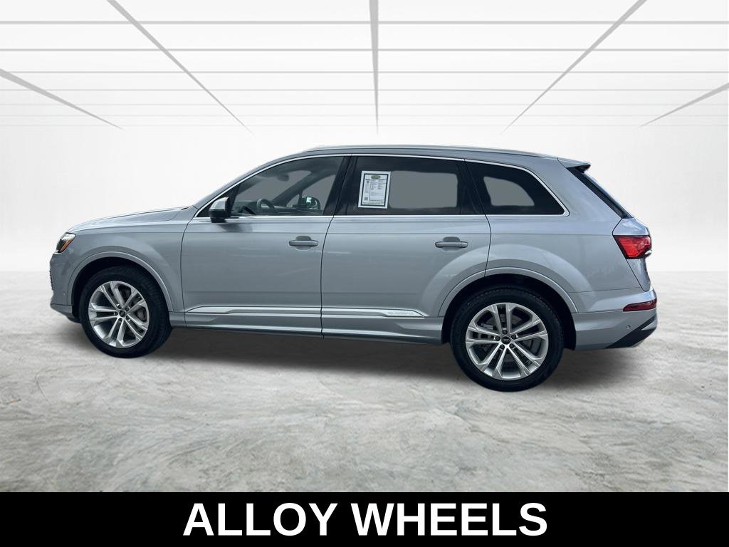 Used 2025 Audi Q7 3.0T Premium Plus AWD/4WD image 8