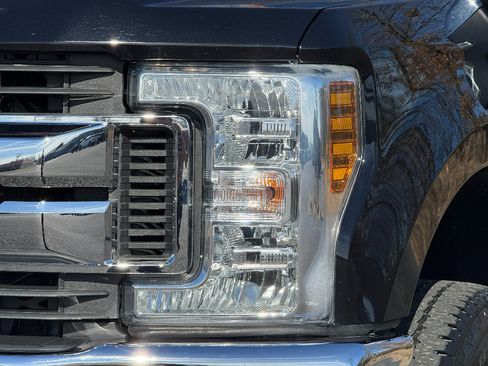 Used 2019 Ford F350 XLT w/ XLT Value Package image 14