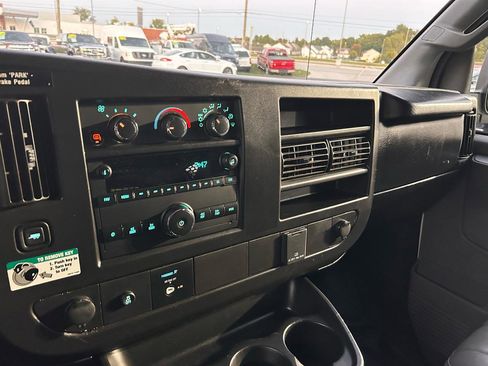 Used 2022 GMC Savana 2500 w/ Driver Convenience Package RWD image 22