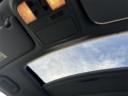 Used 2016 Honda Odyssey EX-L image 16