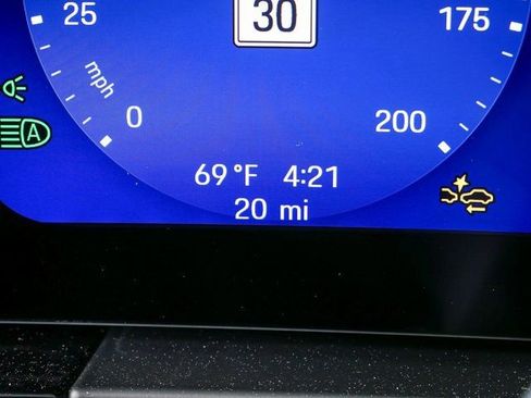 New 2026 Porsche Macan Electric image 12