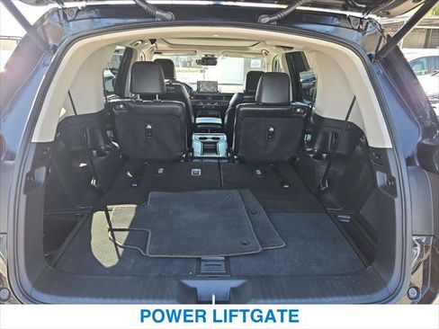 Certified 2025 Honda Pilot Elite image 24
