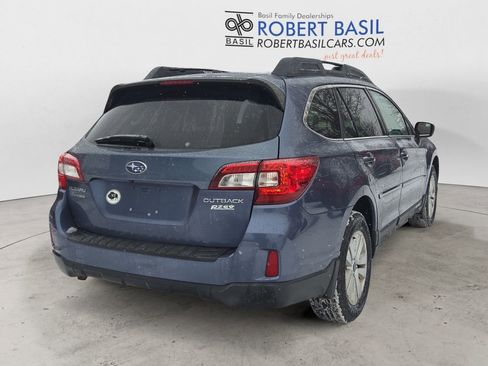 Used 2015 Subaru Outback 2.5i Premium image 5