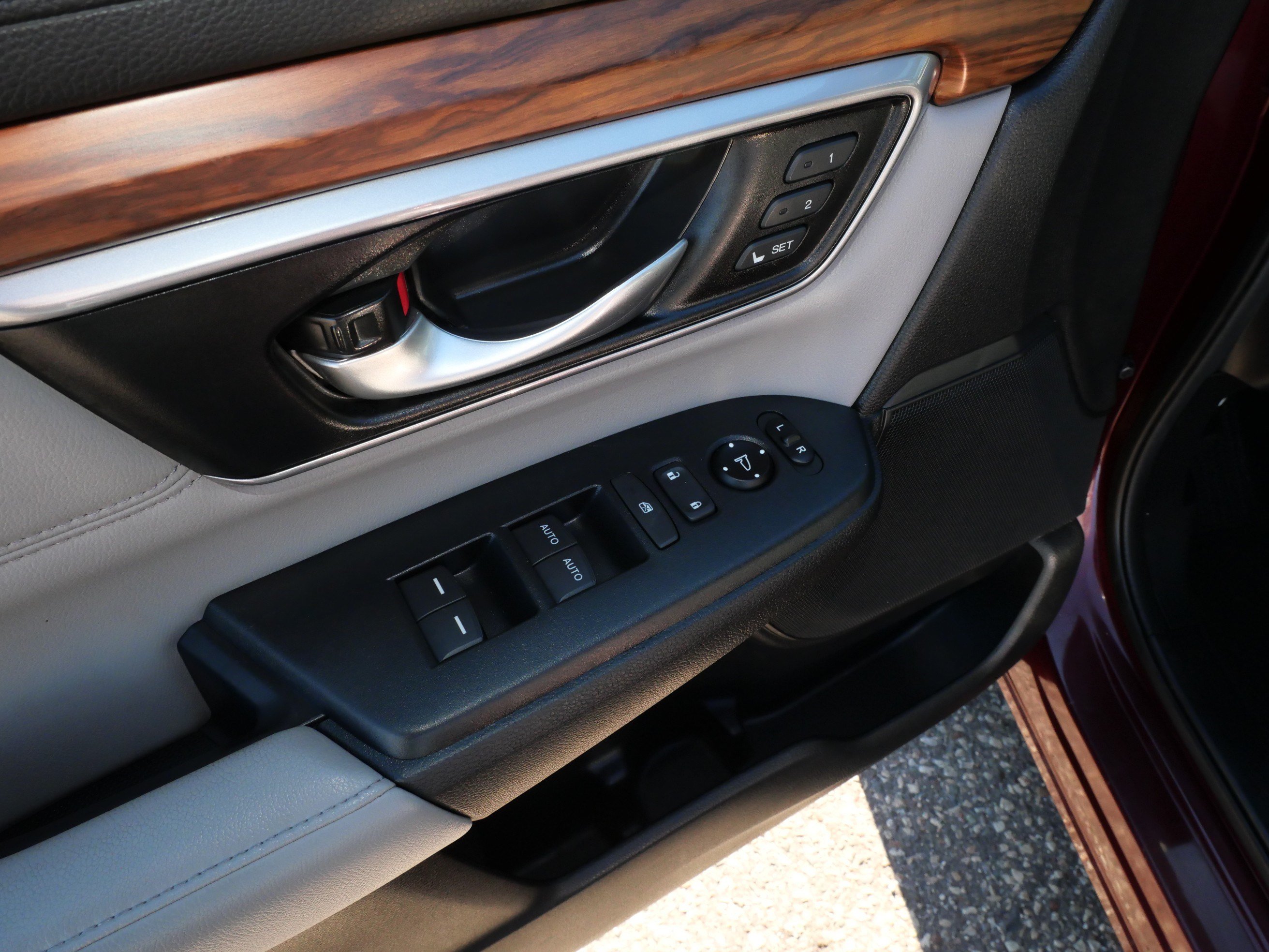Used 2019 Honda CR-V Touring image 19