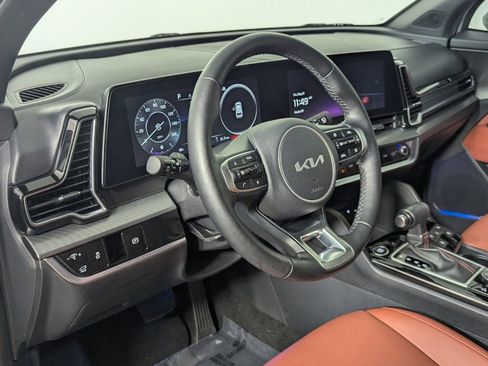 Used 2024 Kia Sportage SX FWD image 11