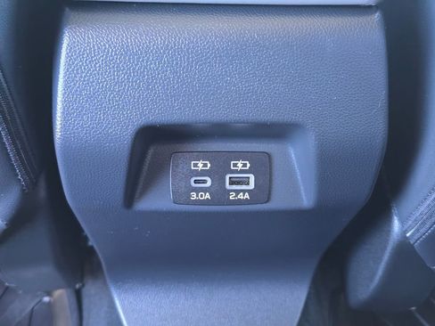 Used 2024 Subaru Crosstrek 2.0i Premium AWD/4WD image 26