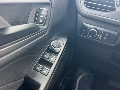 Used 2023 Ford Escape Active image 29