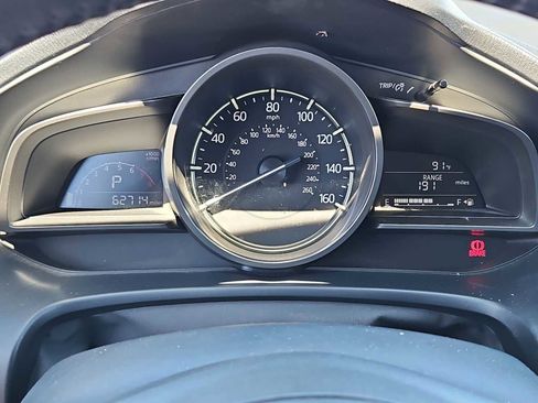 Used 2018 MAZDA MAZDA3 Touring image 32