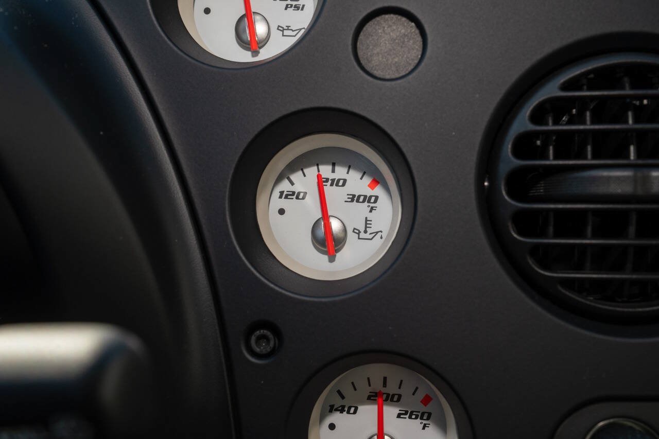 Used 2006 Dodge Viper SRT-10 RWD image 24