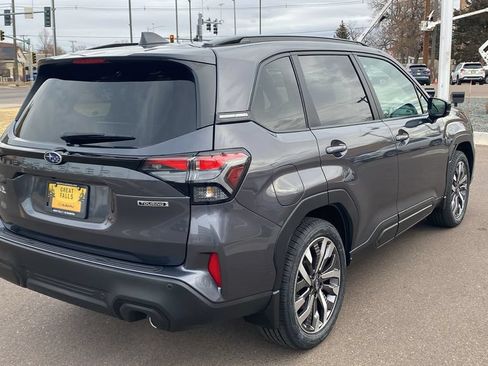 Used 2026 Subaru Forester Touring AWD/4WD image 5