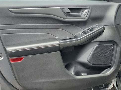 Certified 2023 Ford Escape Active AWD/4WD image 24