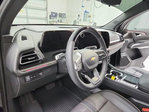 Used 2026 Chevrolet Traverse High Country FWD image 18
