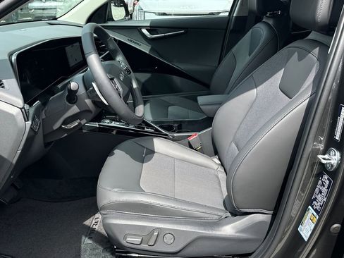 New 2026 Kia Niro Wind FWD image 20