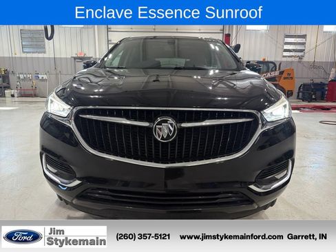 Used 2021 Buick Enclave Essence w/ Sound and Sites Package FWD image 13