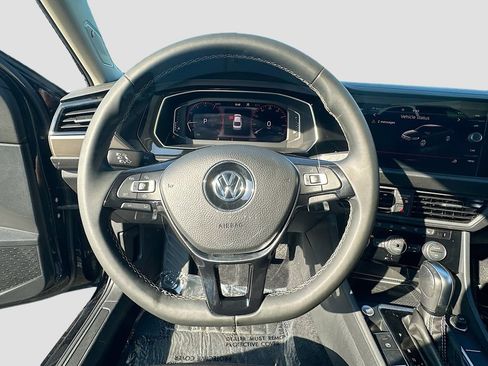 Used 2021 Volkswagen Jetta SEL Premium FWD image 11