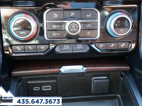 Used 2024 GMC Yukon Denali Ultimate image 21