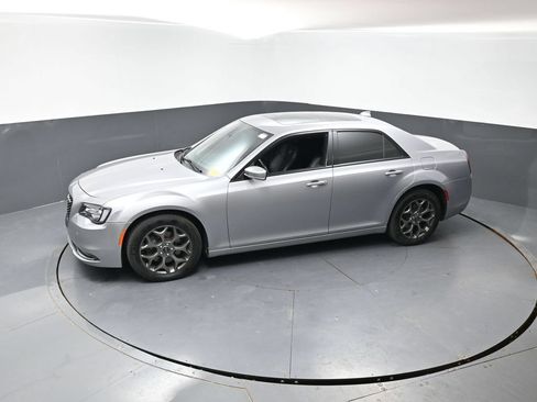 Used 2018 Chrysler 300 S w/ 300S Premium Group 2 AWD/4WD image 19