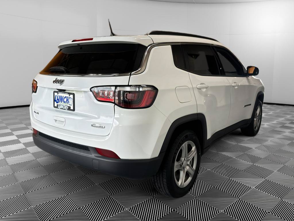 Used 2024 Jeep Compass Latitude AWD/4WD image 5