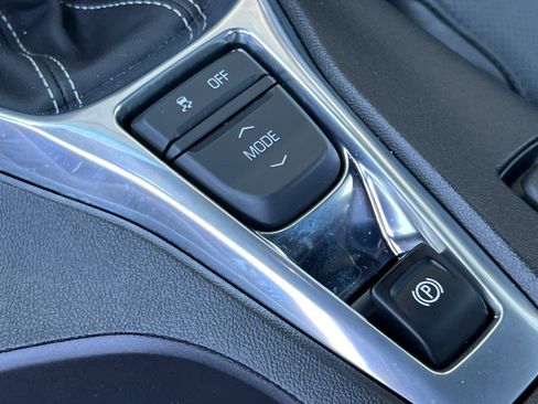 Used 2018 Chevrolet Camaro SS RWD image 29