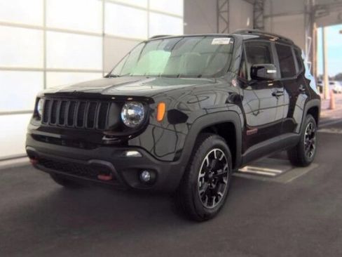 Used 2023 Jeep Renegade Trailhawk w/ Sun/Sound Group AWD/4WD image 1