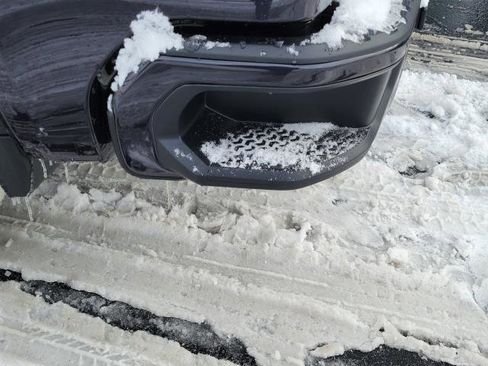 New 2026 GMC Sierra 1500 Elevation image 9