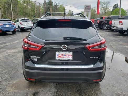 Used 2020 Nissan Rogue Sport SL AWD/4WD image 6