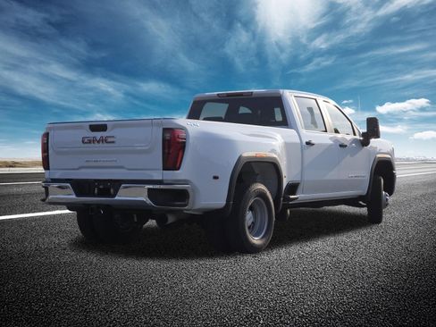 Used 2026 GMC Sierra 3500 Pro AWD/4WD image 21