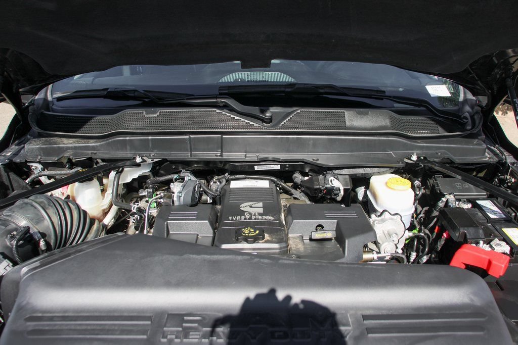 Used 2024 RAM 2500 Big Horn w/ Night Edition AWD/4WD image 11