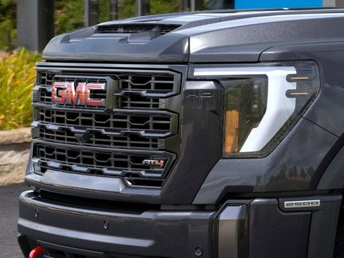 New 2026 GMC Sierra 2500 AT4 w/ AT4 Premium Plus Package AWD/4WD image 13