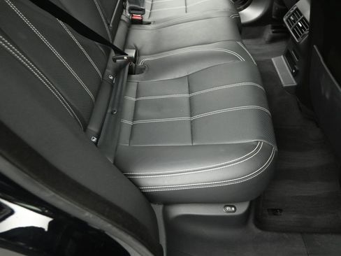 Used 2019 Land Rover Range Rover Velar S image 26