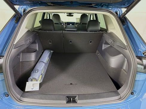 New 2026 Volkswagen Tiguan SE FWD image 25