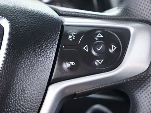 Used 2022 GMC Terrain SLE w/ Driver Convenience Package FWD image 24